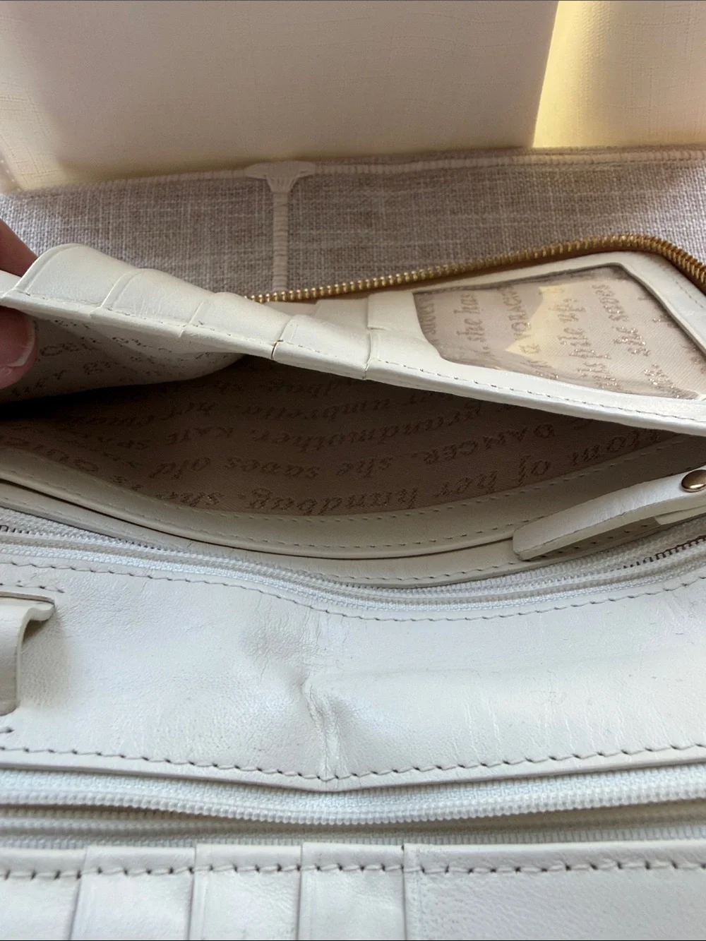 Gold Zip-Around Women's Wallet - Designer Style - Picture 5 of 7